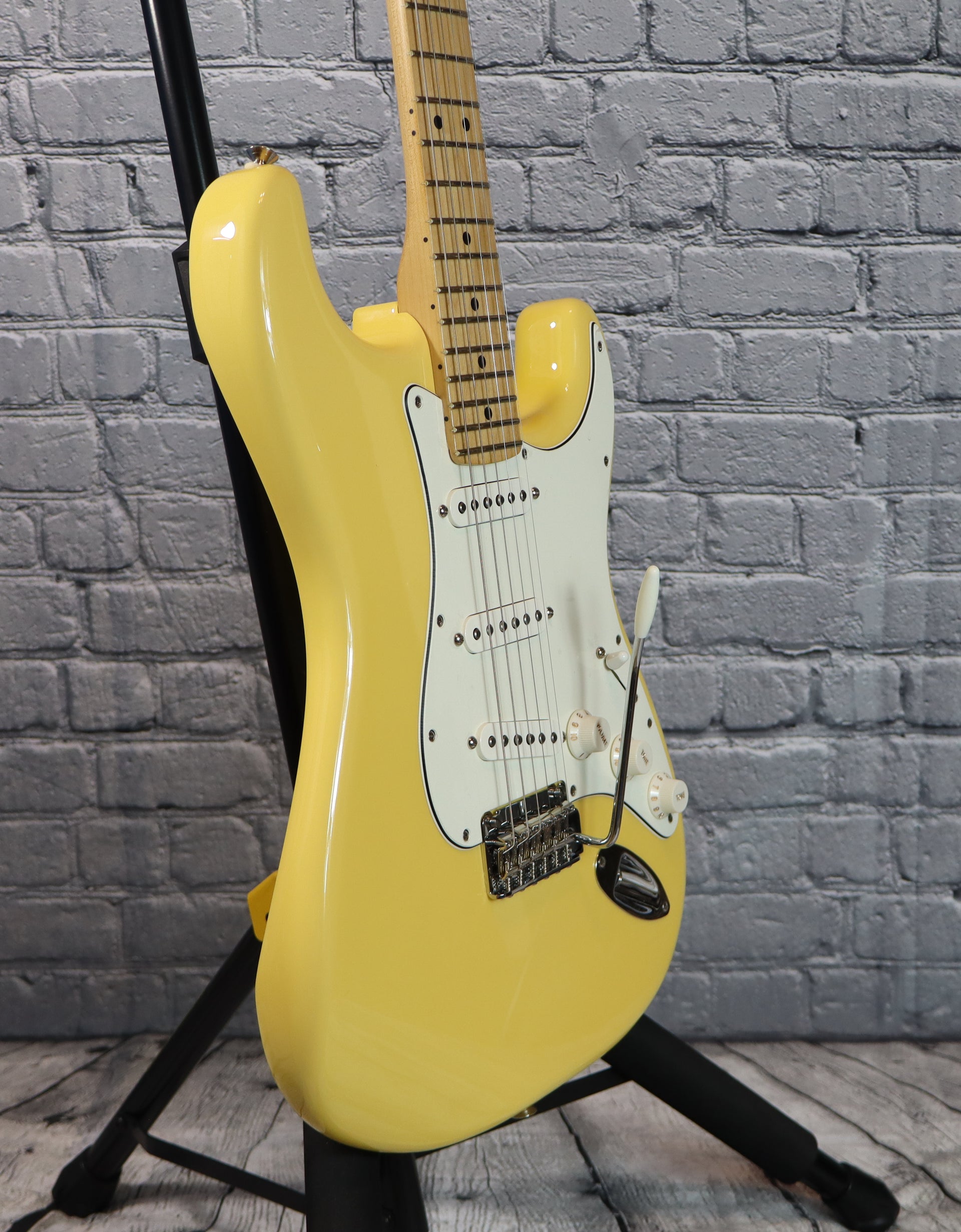 Fender Player Stratocaster-Buttercream