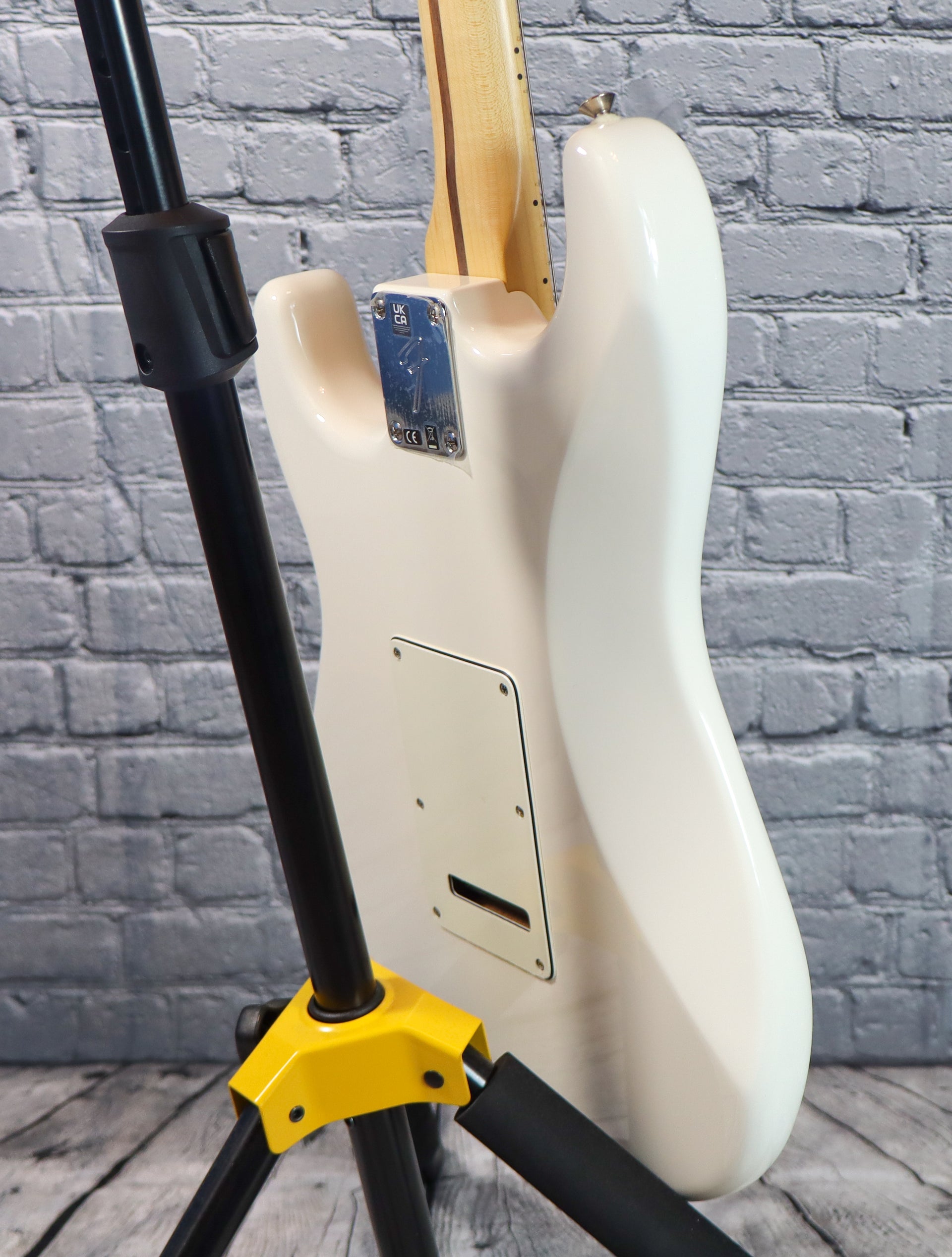 Fender Player Stratocaster HSS-Polar White