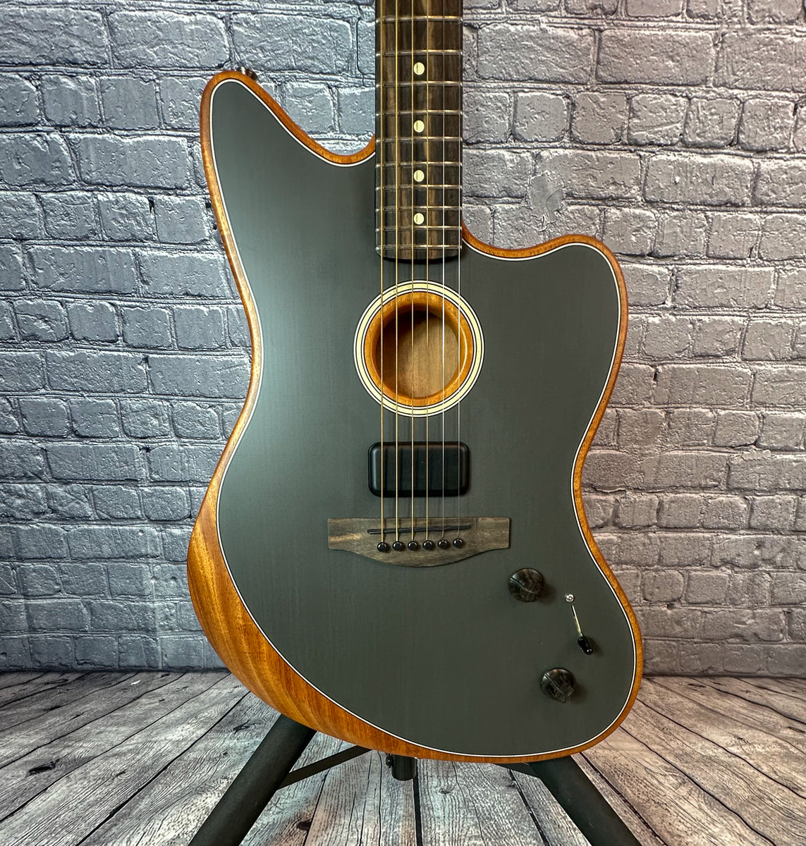 ギター Fender AMERICAN ACOUSTASONIC JAZZMASTER Amazon.com: Fender American Acoustasonic Jazzmaster Acoustic