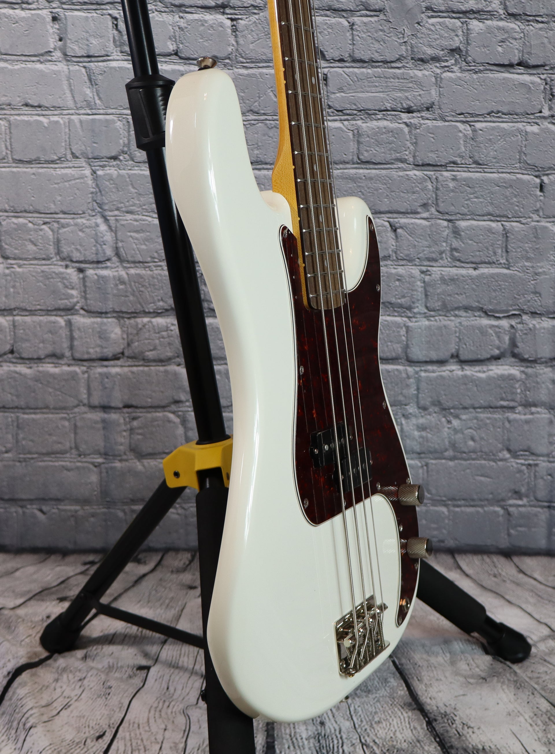 Squier Classic Vibe 60s Precision Bass-Olympic White