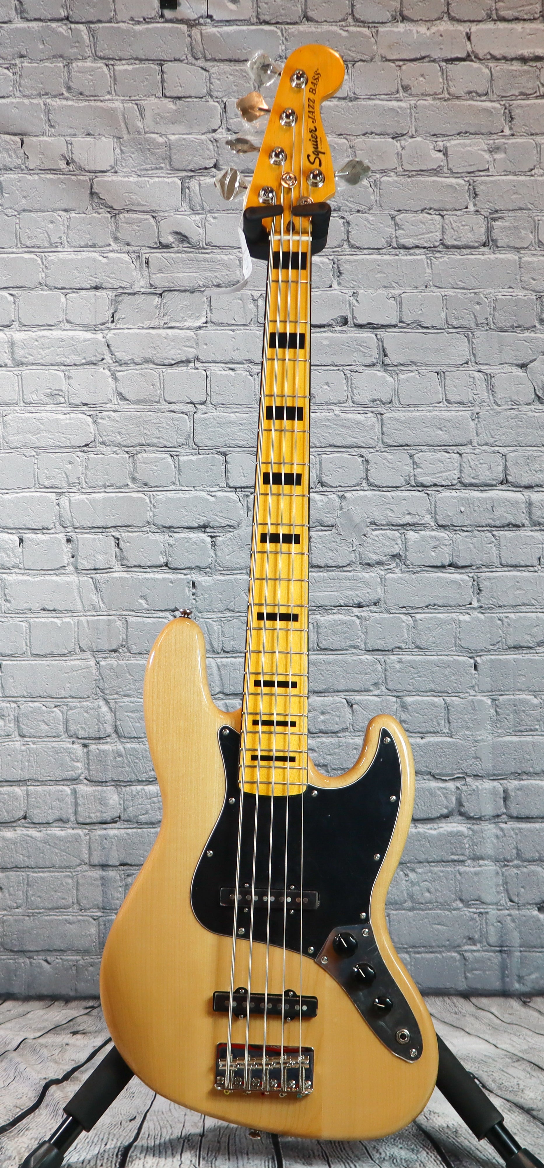 Squier Classic Vibe 70s Jazz Bass V-Natural