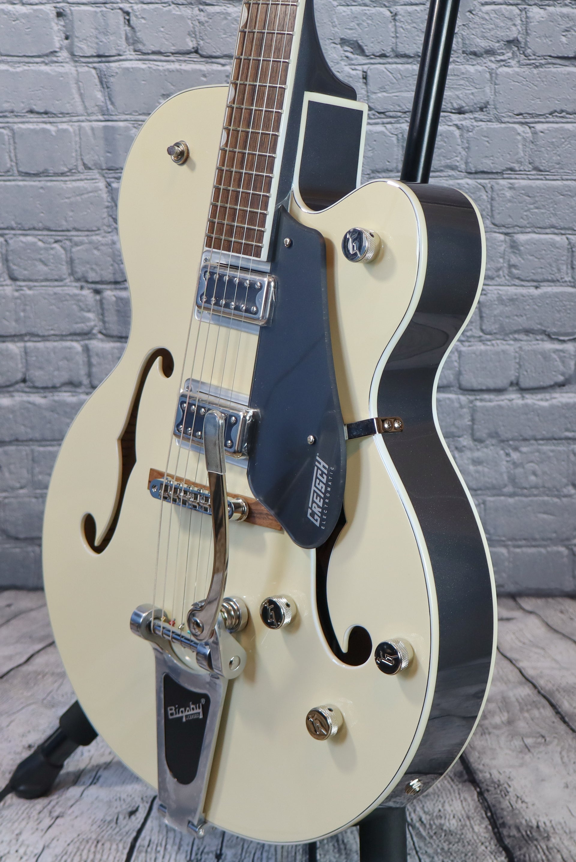 Gretsch G5420T Electromatic Classic Hollowbody Electric Guitar-Two Tone Vintage White/London Grey
