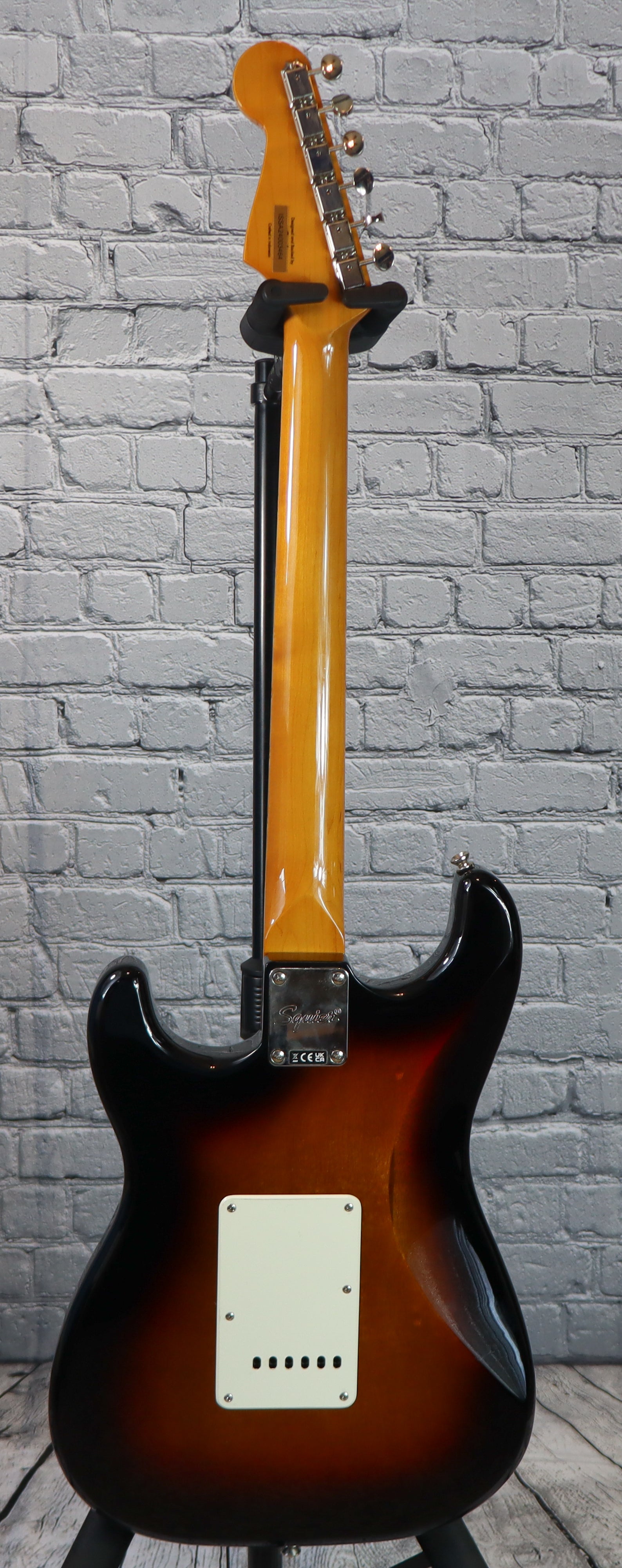 Squier Classic Vibe 60s Stratocaster-3 Tone Sunburst