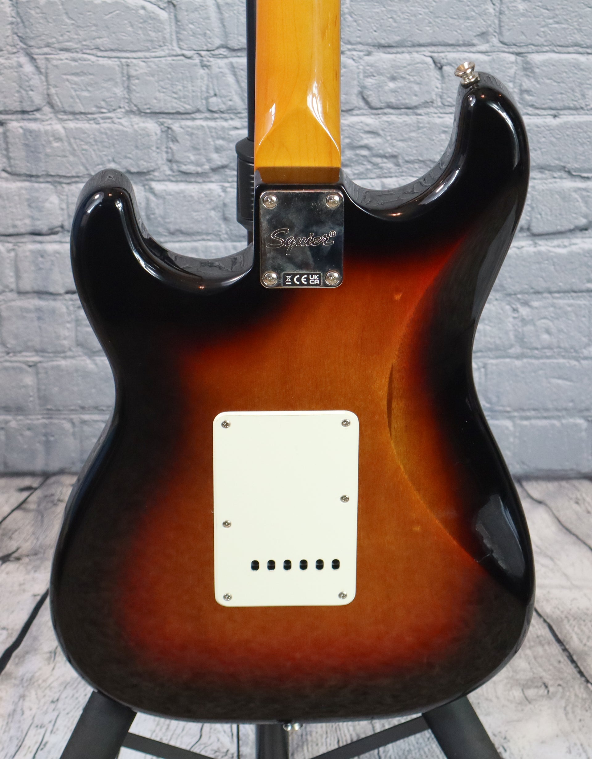 Squier Classic Vibe 60s Stratocaster-3 Tone Sunburst