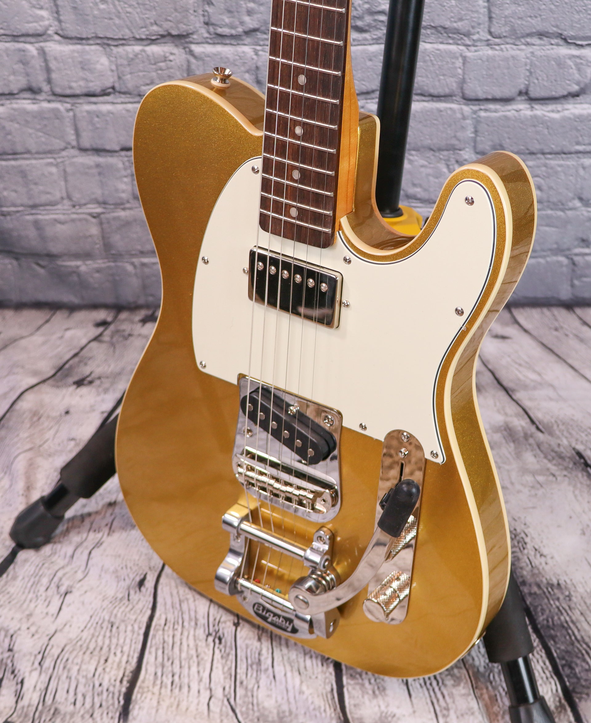 Squier Classic Vibe Telecaster Custom Bigsby SH-Aztec Gold