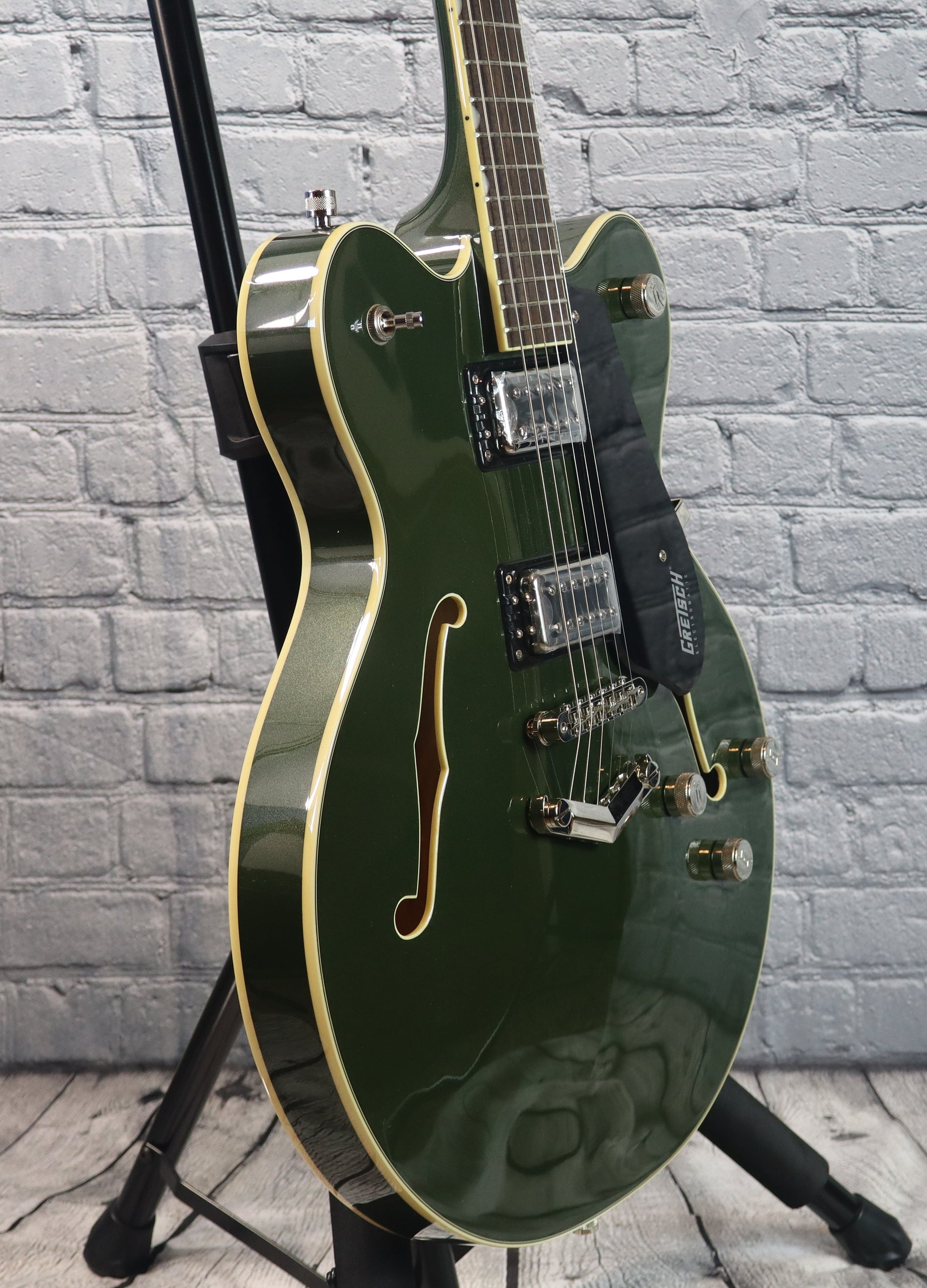 Gretsch G5622 Electromatic Center Block Double-Cut Electric Guitar - Olive