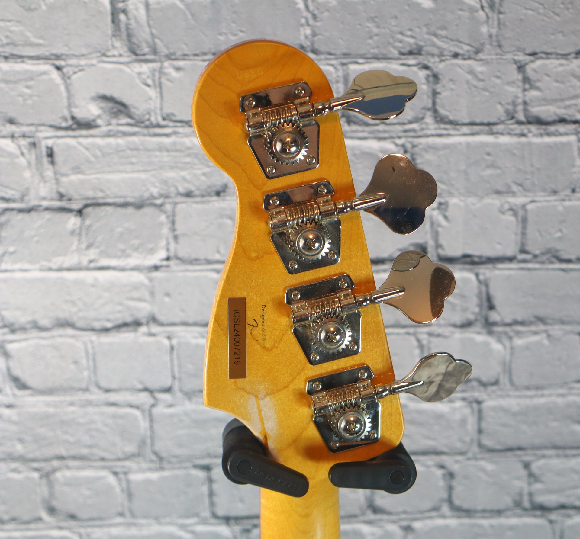 Squier Classic Vibe '60s Precision Bass - 3-Tone Sunburst