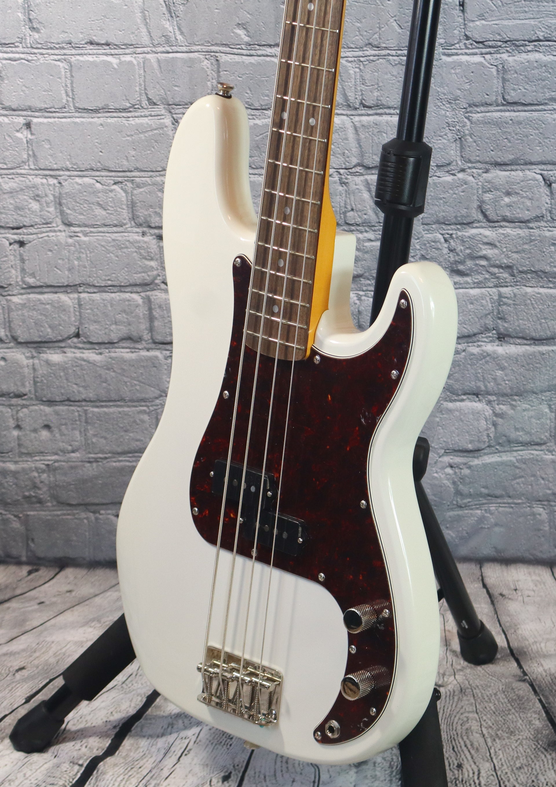 Squier Classic Vibe 60s Precision Bass-Olympic White