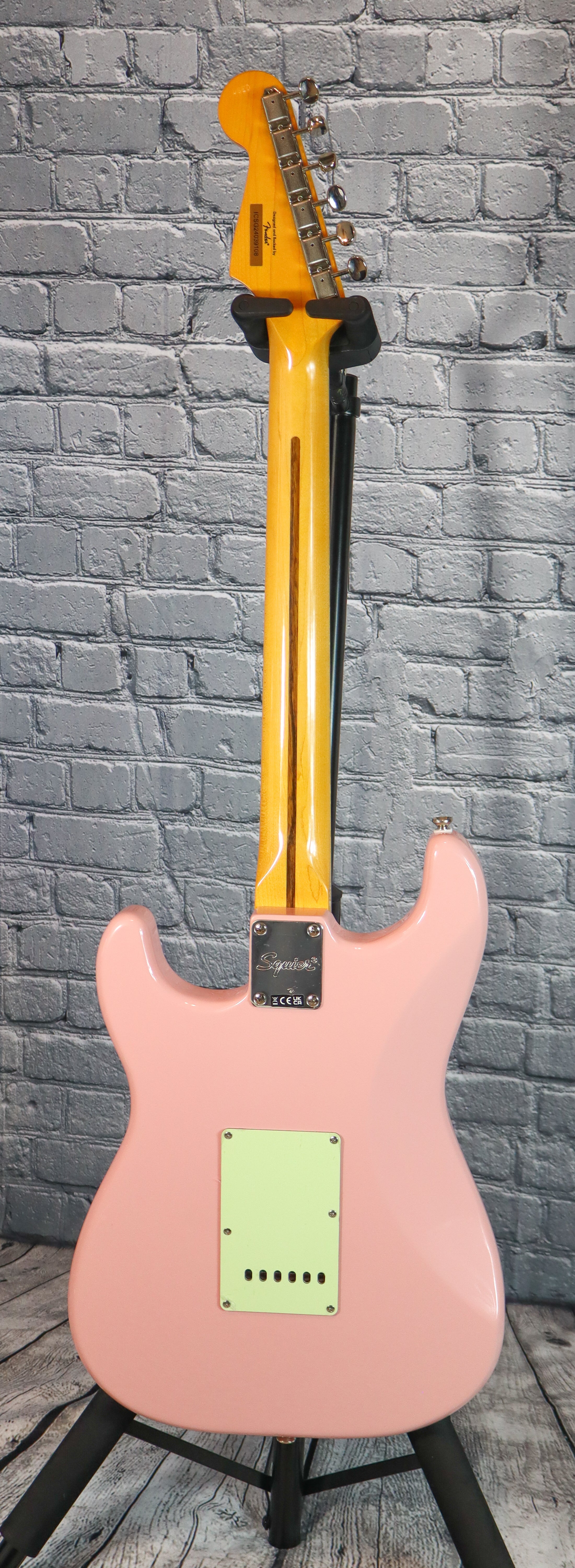 ✨未使用限定モデル✨Fender Squier FSR Stratocaster Squier FSR Classic Vibe 60s Stratocaster-Shell Pink – Maggie's