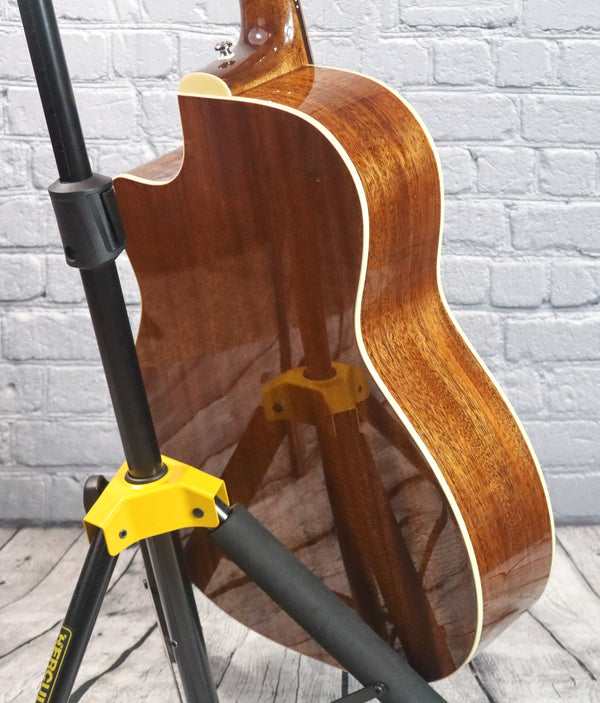 Guild OM-140Ce Orchestra Acoustic-Electric Guitar-Natural