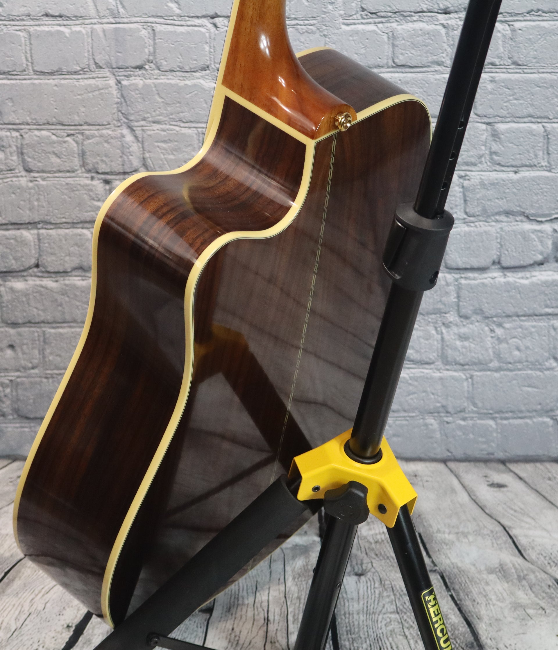 Epiphone Inspired by Gibson Hummingbird EC Acoustic-Electric Guitar-Natural