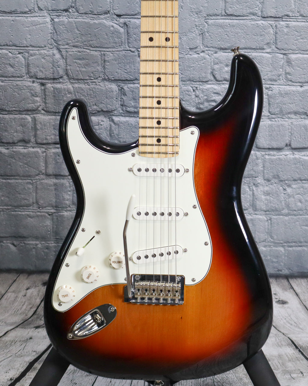 Fender Player Stratocaster Left Handed-3 Tone Sunburst