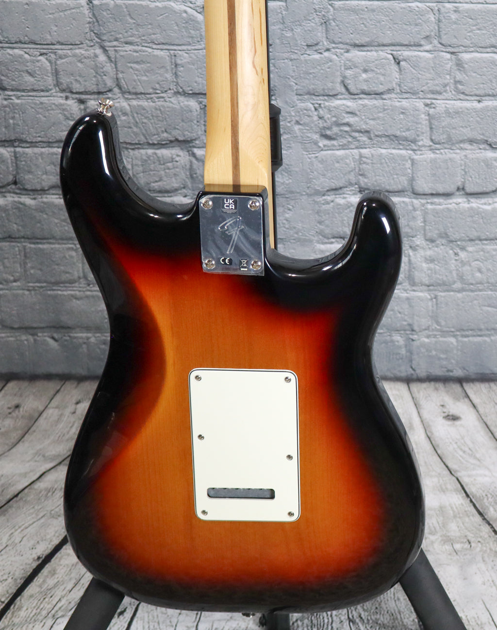 Fender Player Stratocaster Left Handed-3 Tone Sunburst