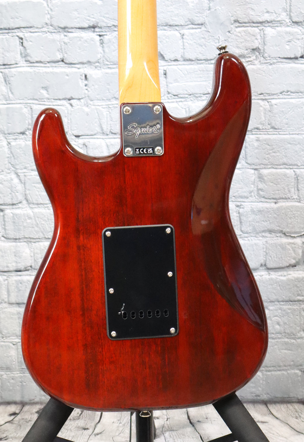 Squier Classic Vibe 70s Stratocaster HSS-Walnut