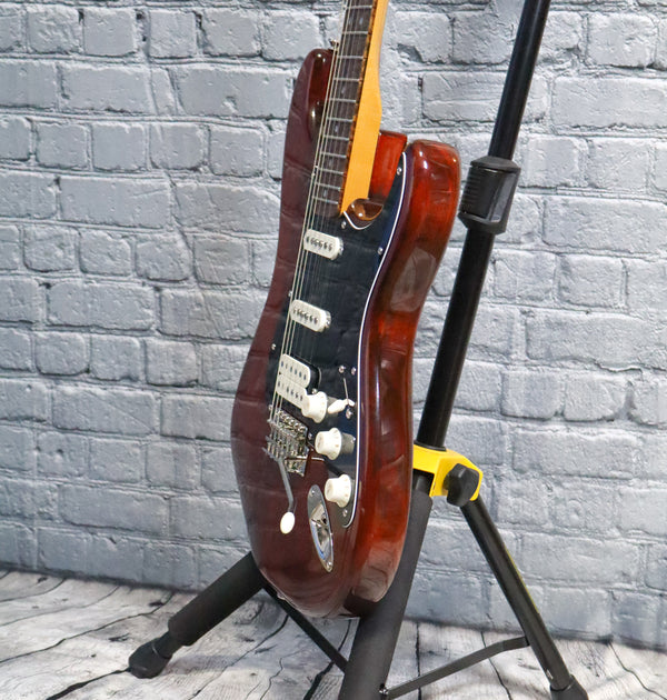 Squier Classic Vibe 70s Stratocaster HSS-Walnut