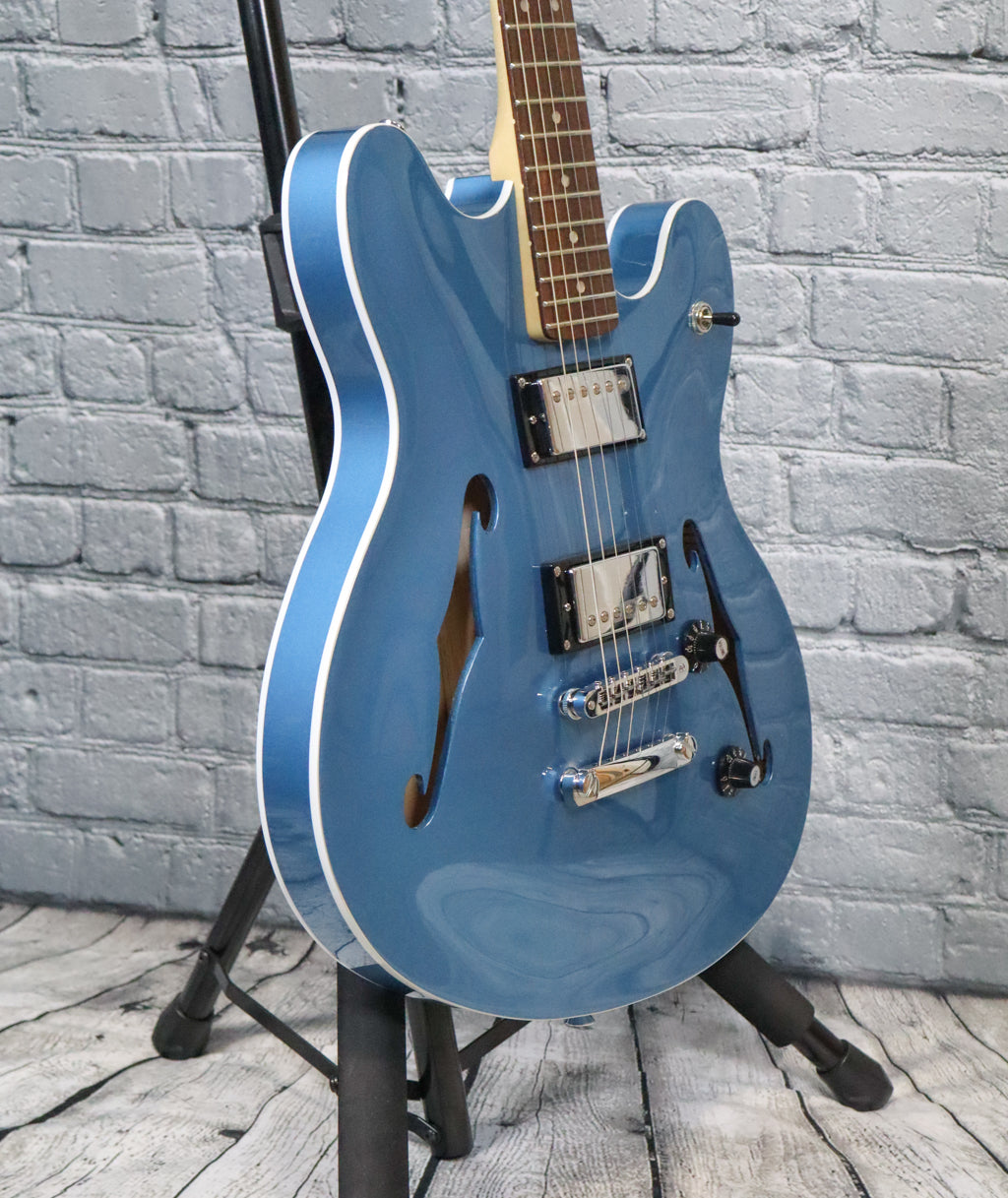 Squier Affinity Starcaster Deluxe-Lake Placid Blue