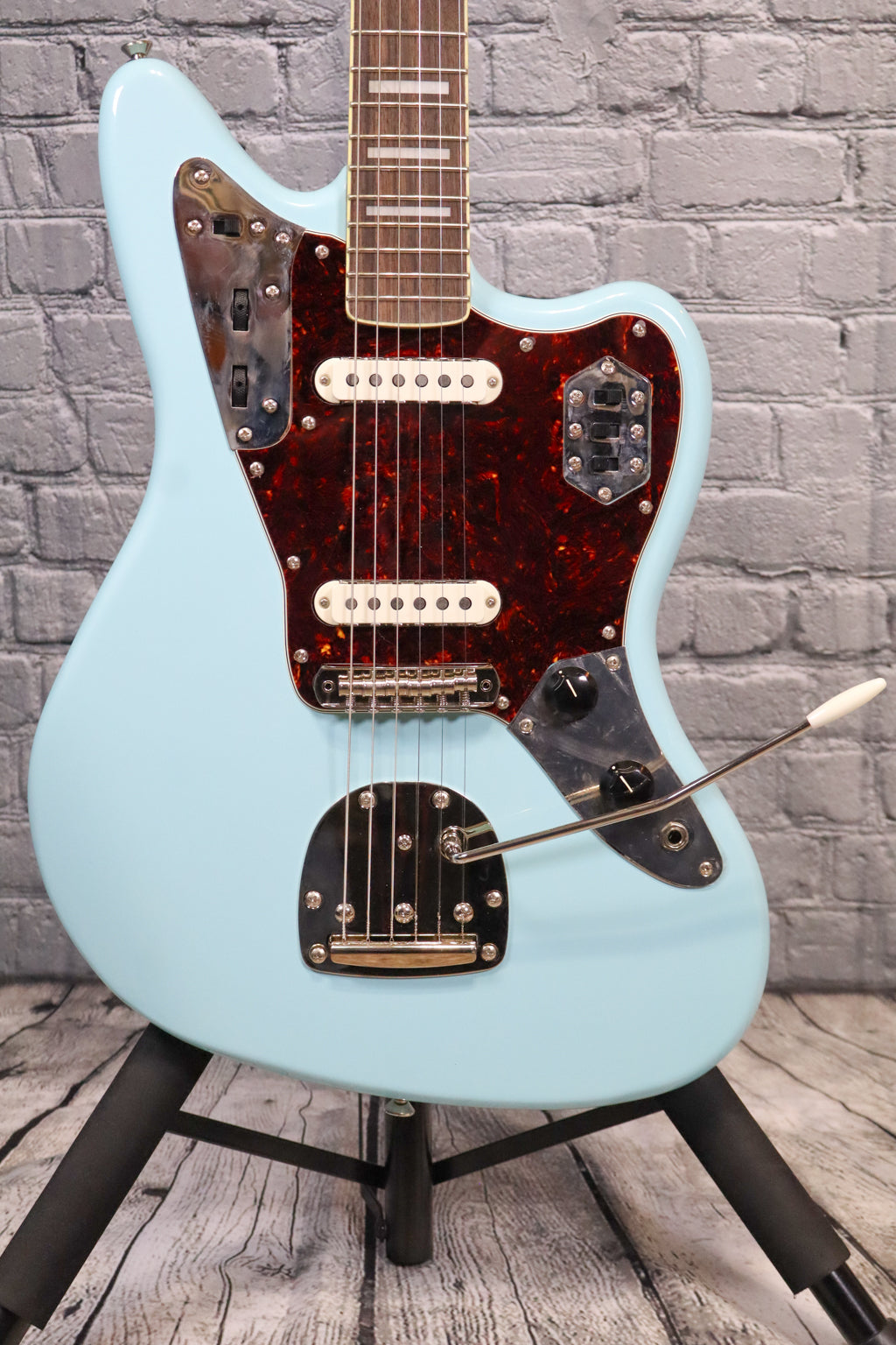 Squier Classic Vibe 70s Jaguar-Daphne Blue