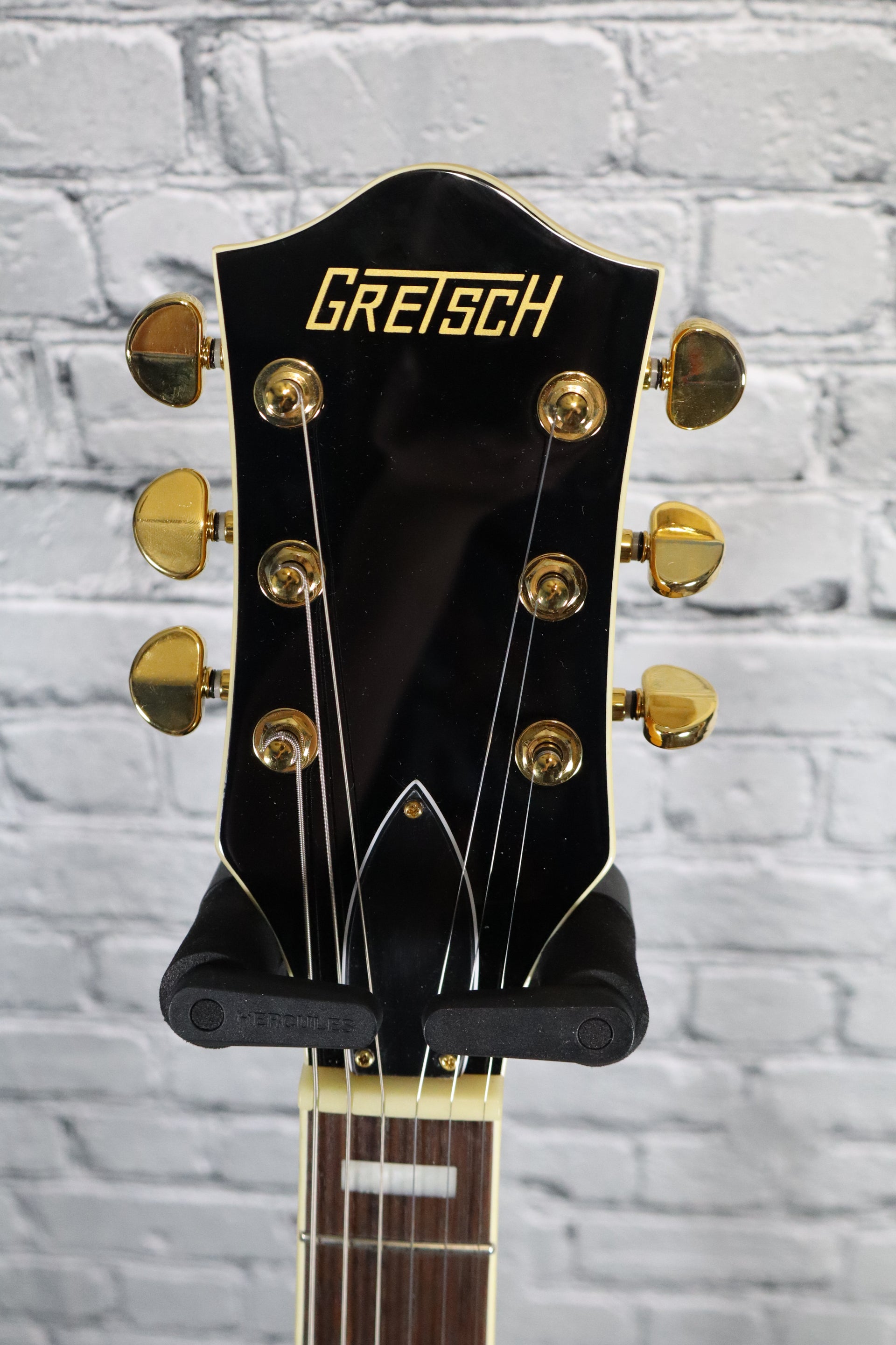 Gretsch G2522T Streamliner Center Block Double Cut Electric Guitar with Bigsby-Village Amber