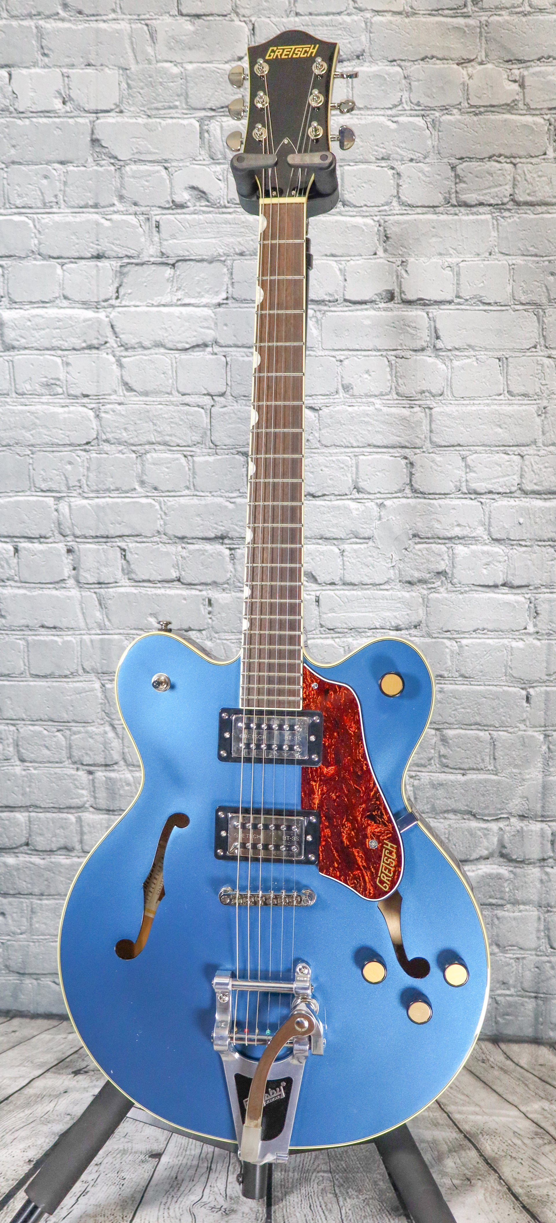 Gretsch G2622T Streamliner Center Block Double Cut Electric Guitar with Bigsby-Dark Denim