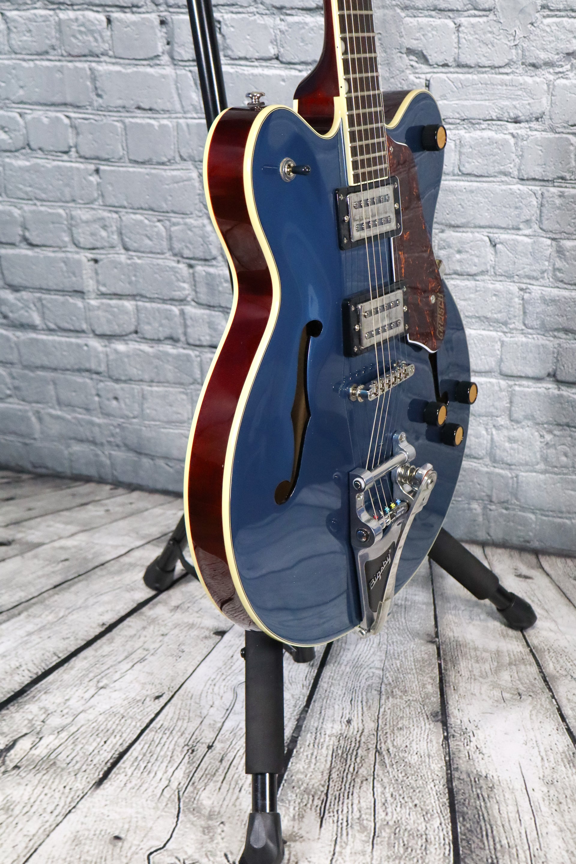 Gretsch G2622T Streamliner Center Block Double Cut Electric Guitar with Bigsby-Dark Denim