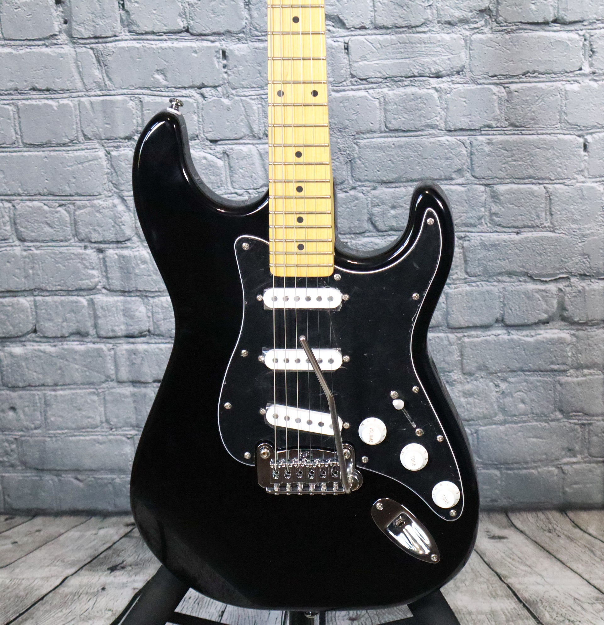 G&L Tribute Legacy Electric Guitar-Black