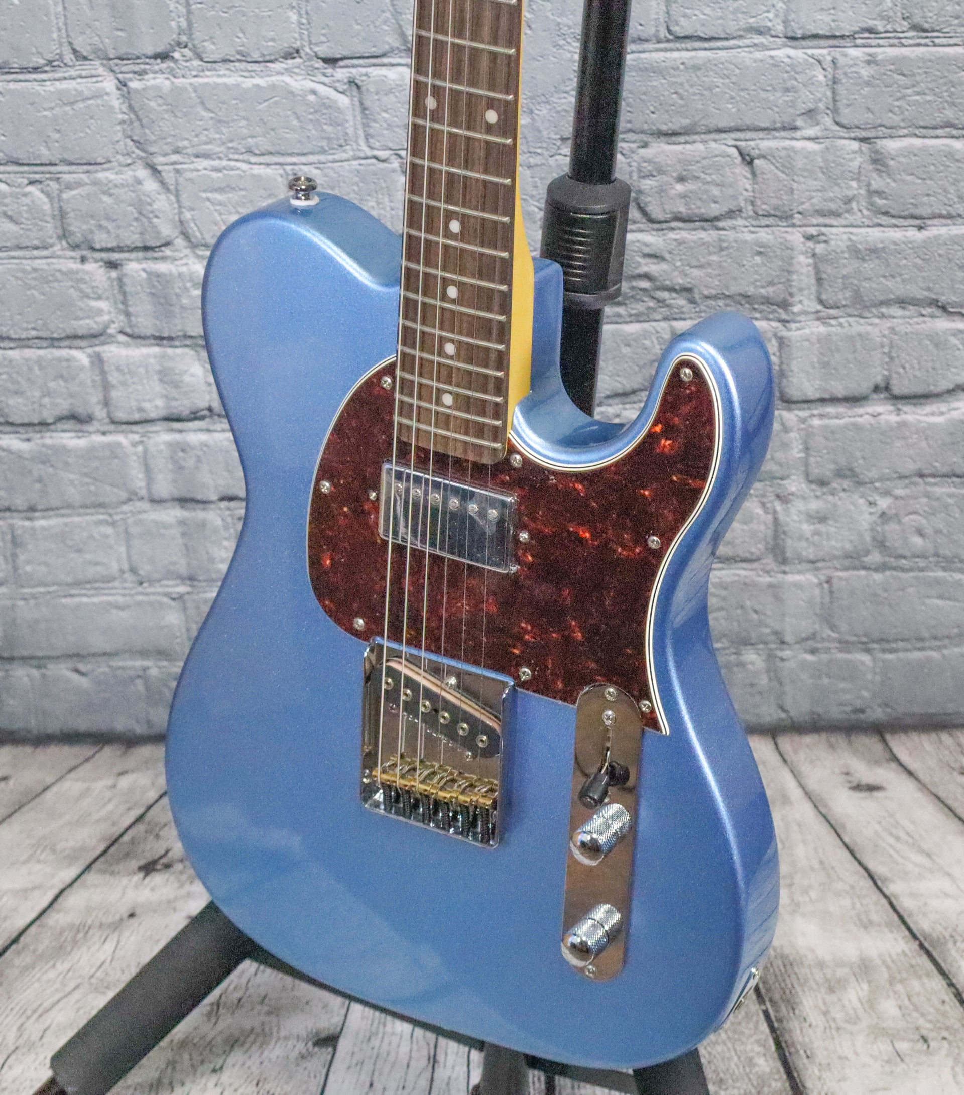 G&L Tribute ASAT Classic Bluesboy Electric Guitar-Lake Placid Blue