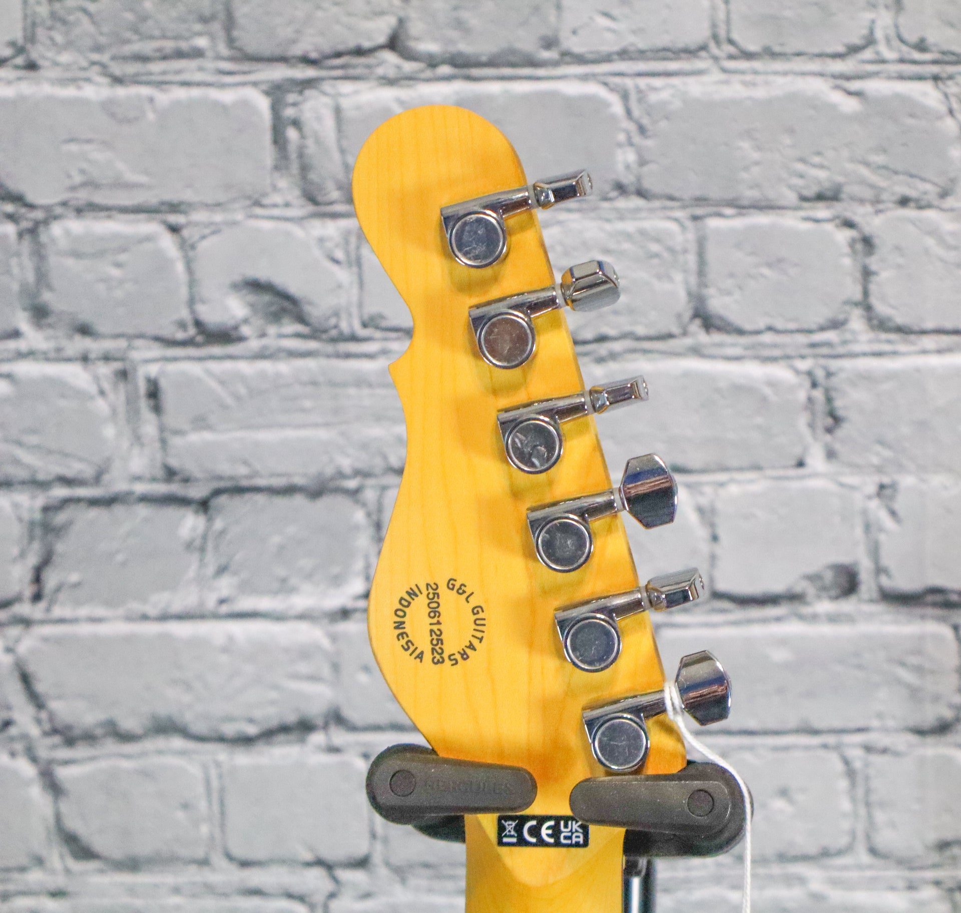 G&L Tribute ASAT Classic Bluesboy Electric Guitar-Lake Placid Blue