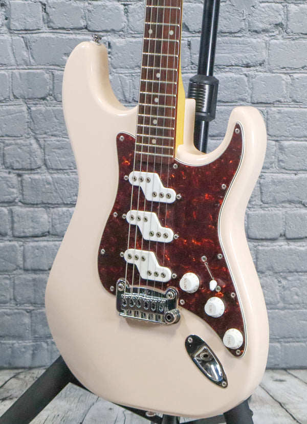 G&L Tribute Comanche Electric Guitar-Olympic White