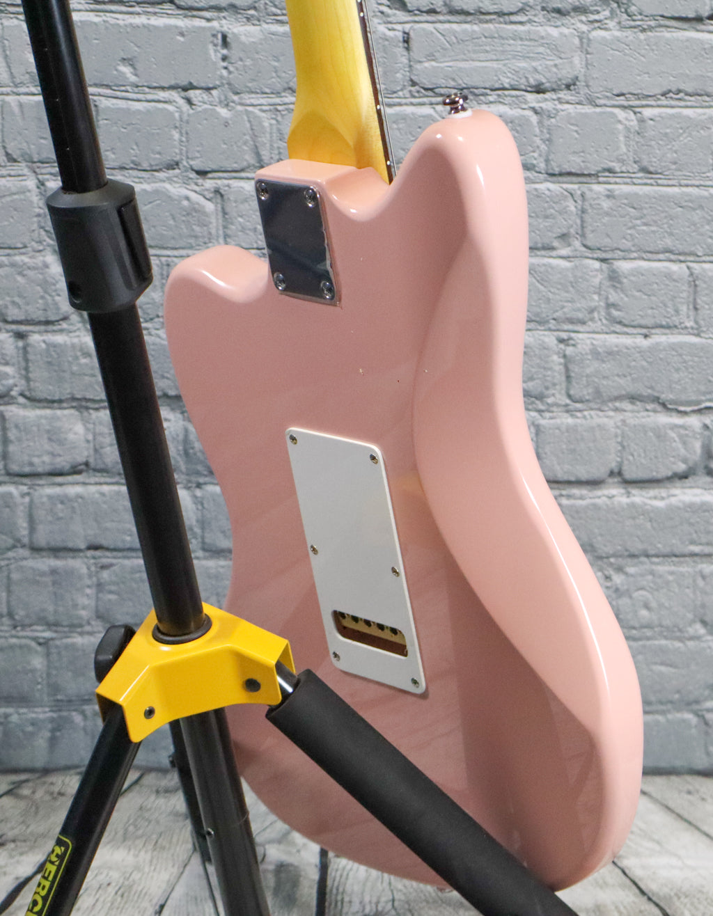 G&L Tribute Doheny Electric Guitar-Shell Pink