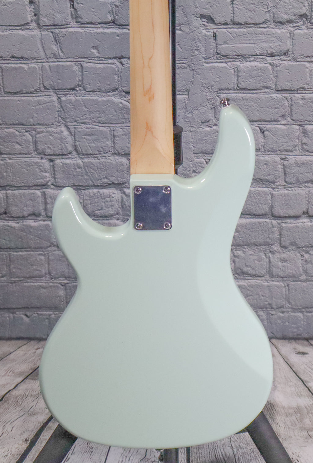 G&L Tribute SB-2 Bass Guitar-Surf Green