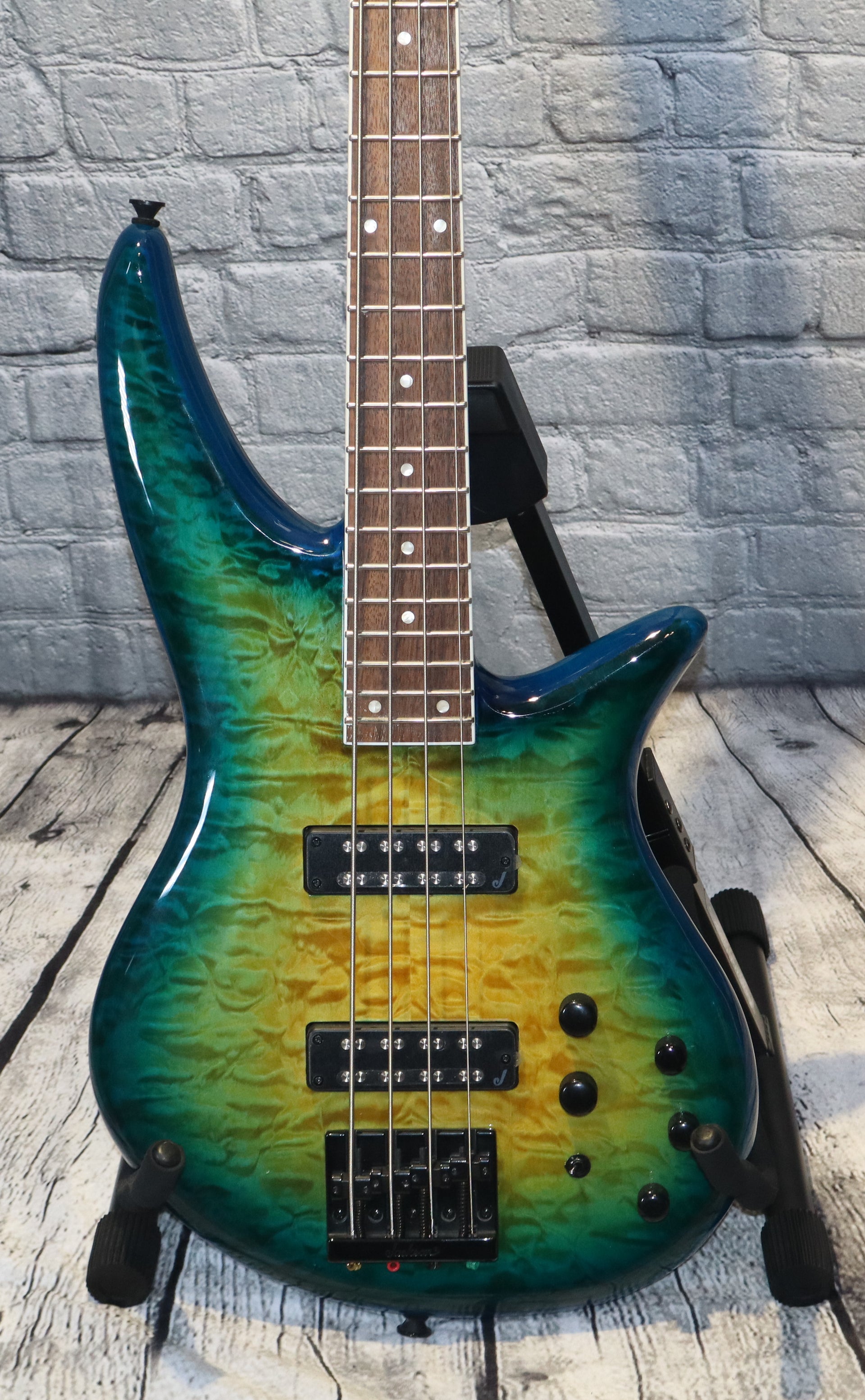 Jackson X series spectra bass SBXQ IV-amber blue burst