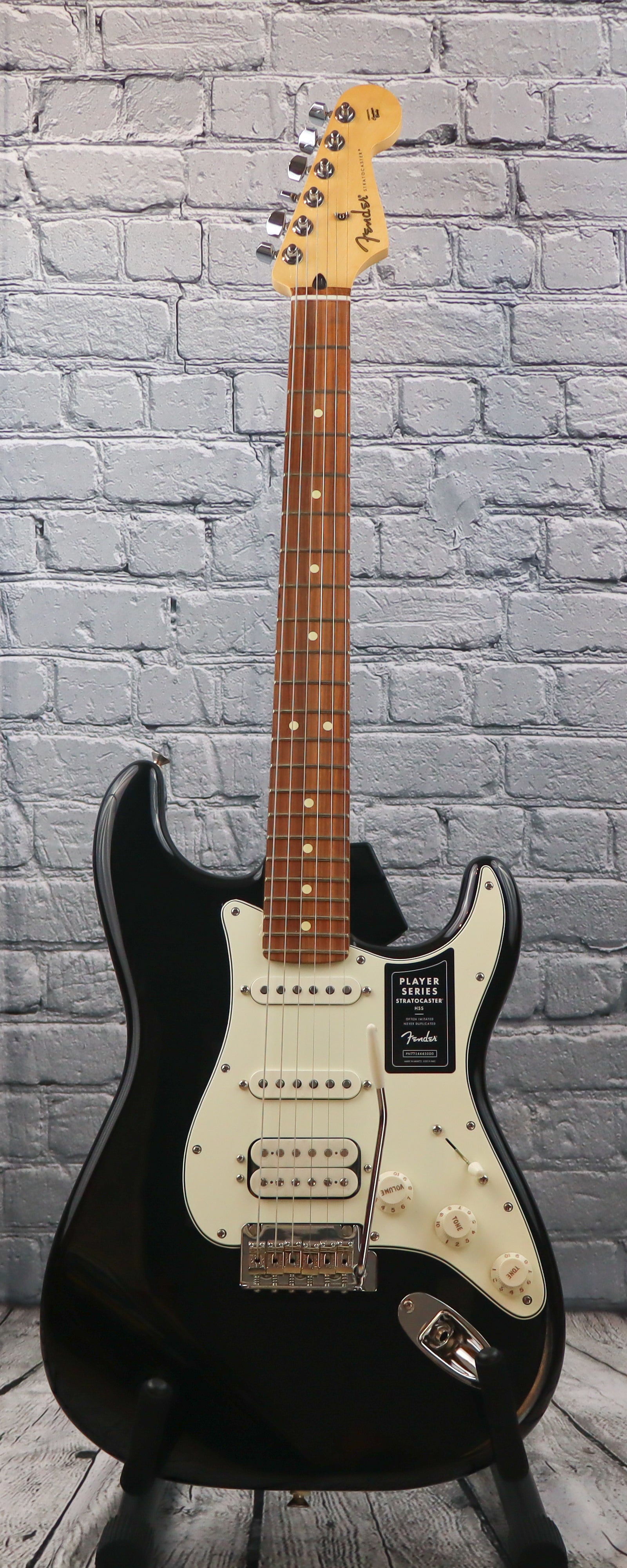 Fender Player Stratocaster HSS-Black