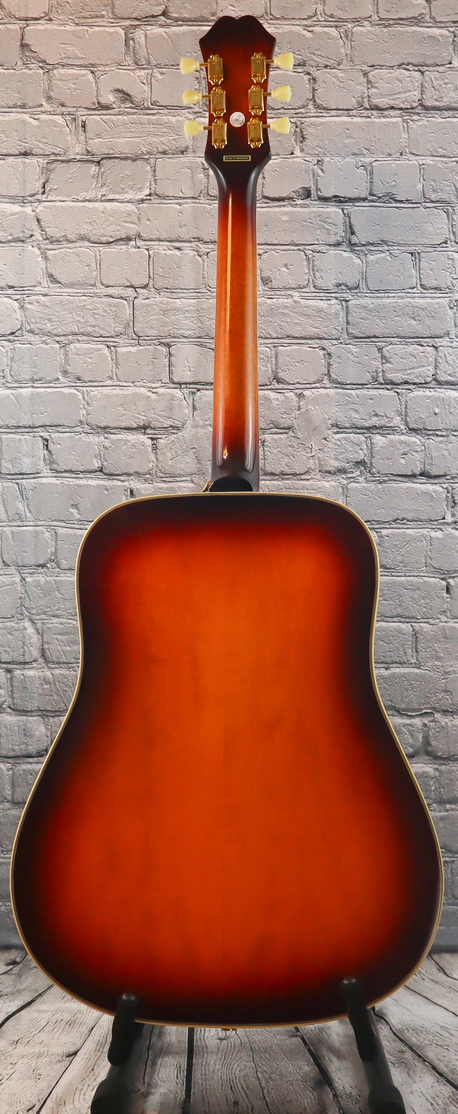 Epiphone Masterbilt Frontier-Iced Tea – Maggie's Music and Sound