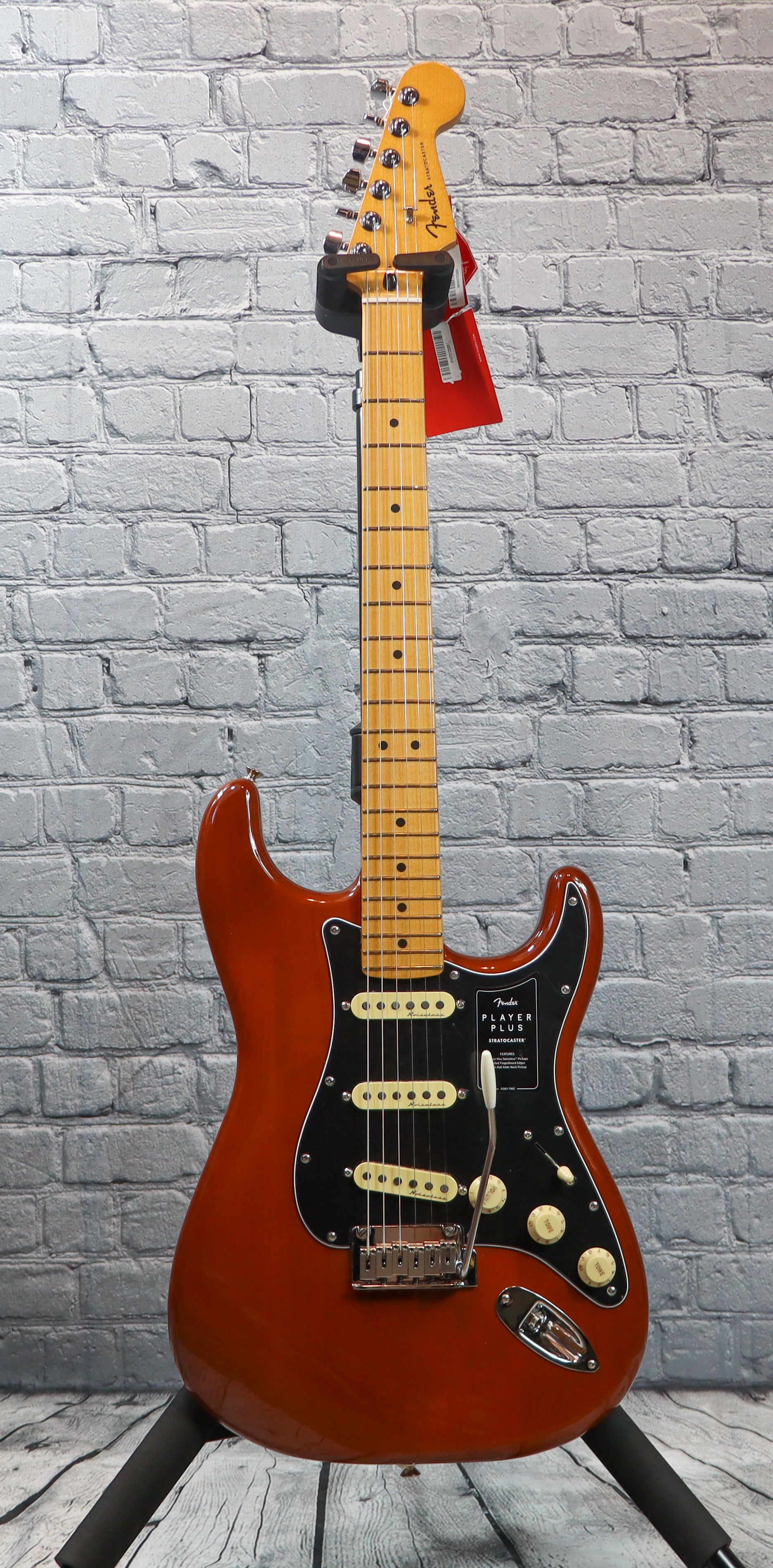 Fender Limited Edition Player Plus Stratocaster-Mocha