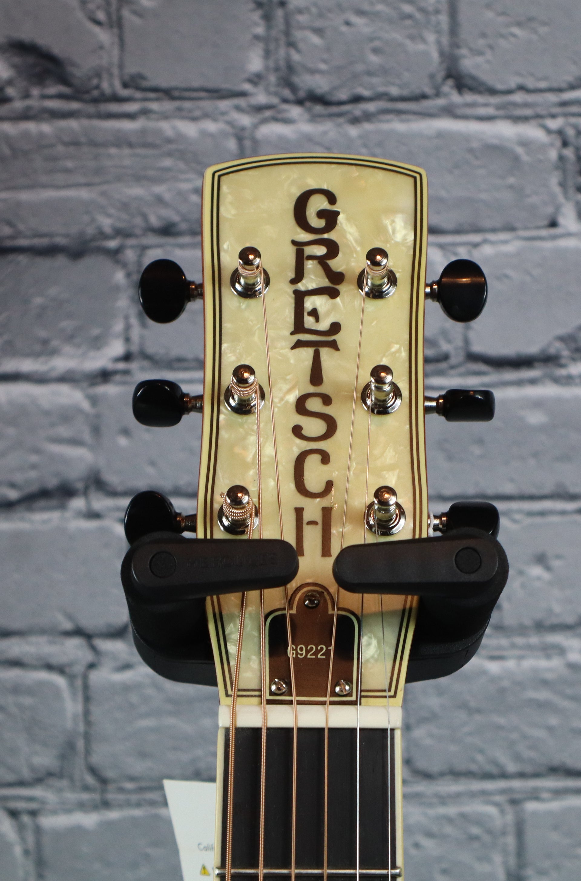 Gretsch G9221 Bobtail Round Neck Acoustic/Electric Resonator Guitar-Steel