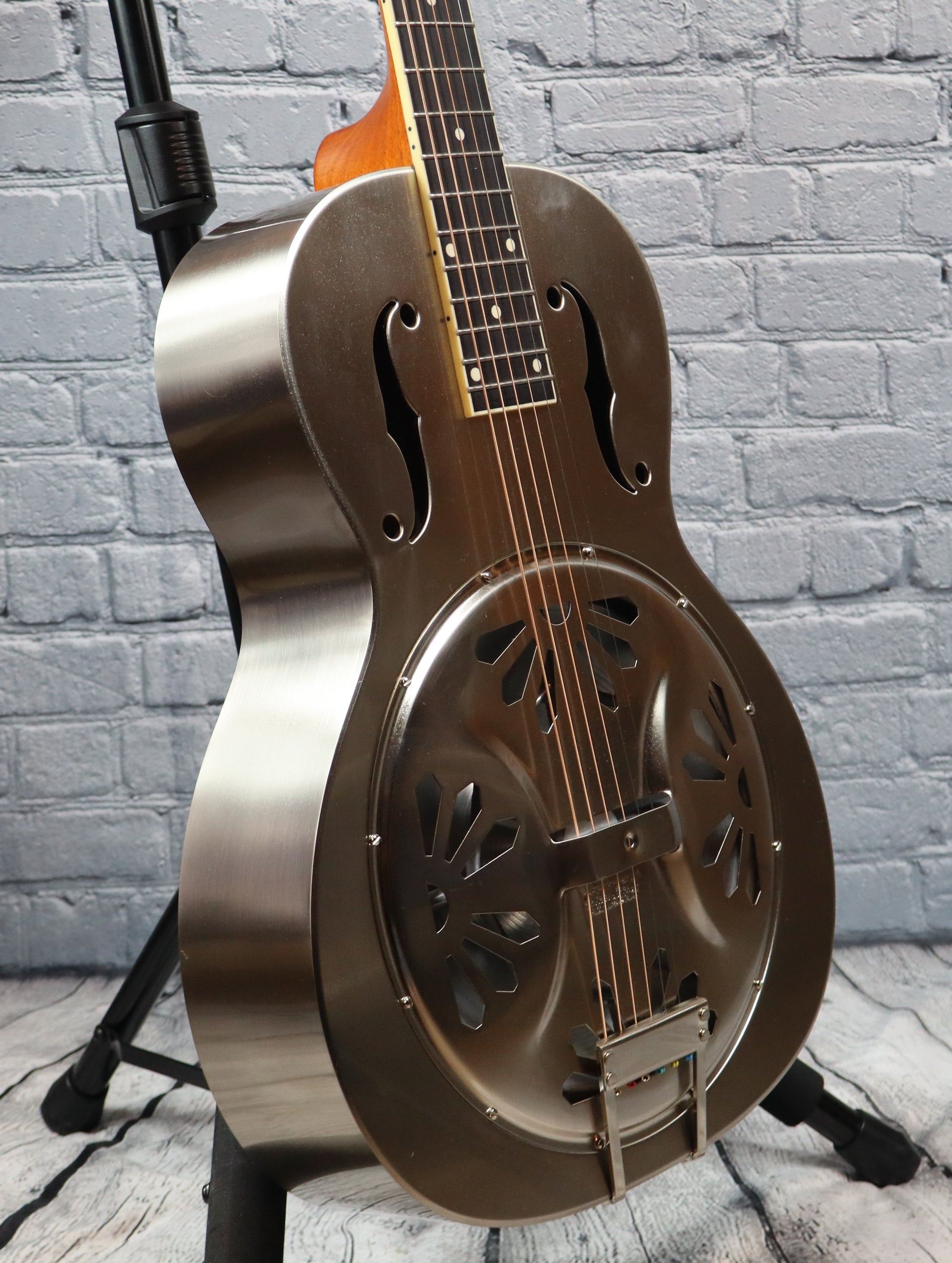 Gretsch G9221 Bobtail Round Neck Acoustic/Electric Resonator Guitar-Steel