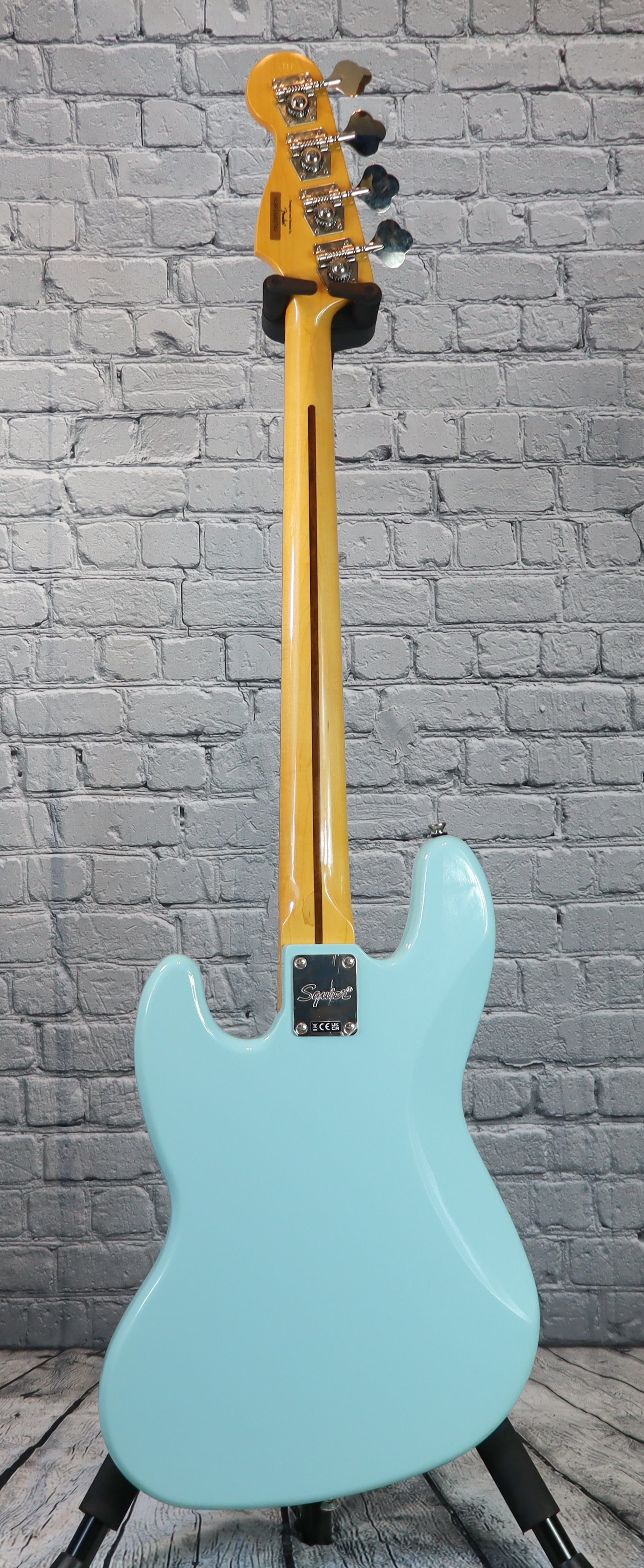 Squier Classic Vibe 60s Jazz Bass-Daphne Blue