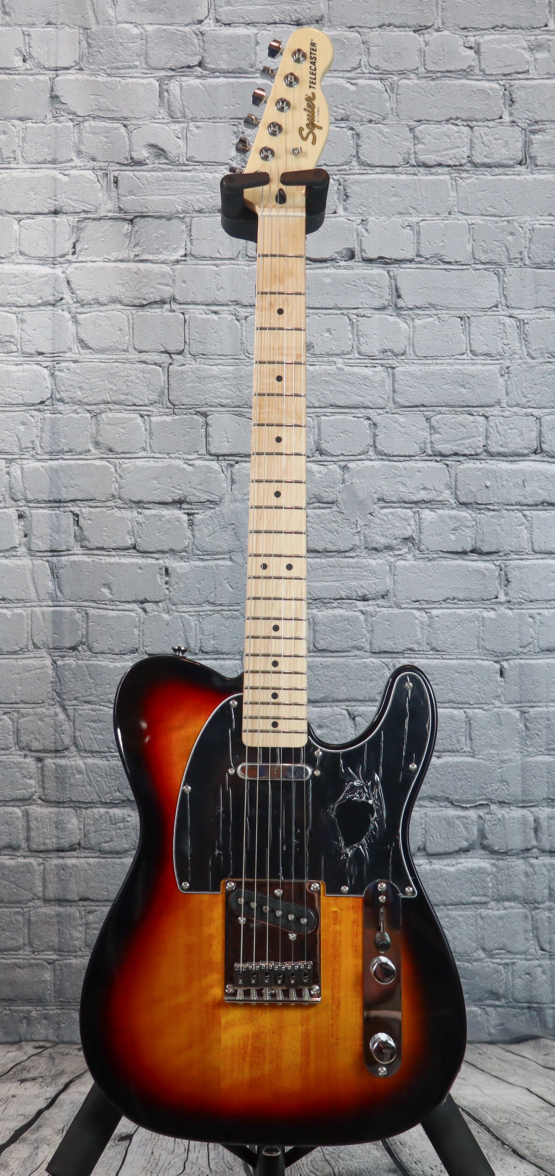 Squier Affinity Telecaster-3 Tone Sunburst