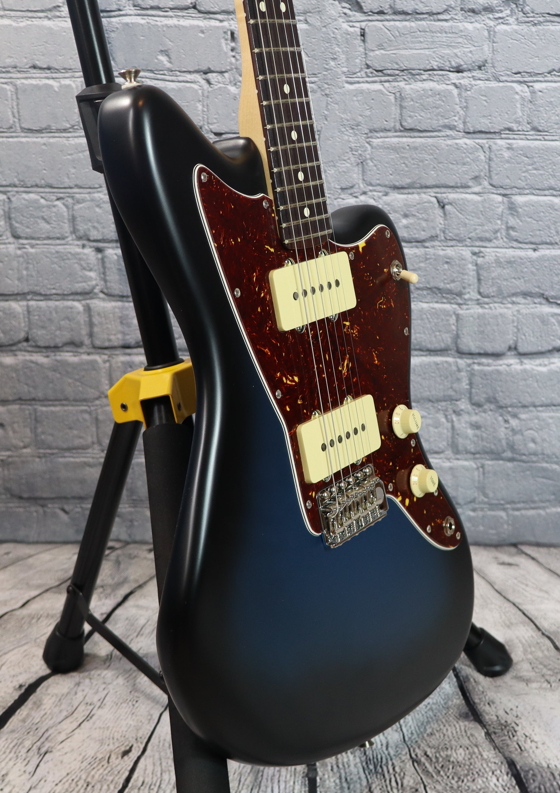 Fender American Performer Jazzmaster-Lake Placid Blue