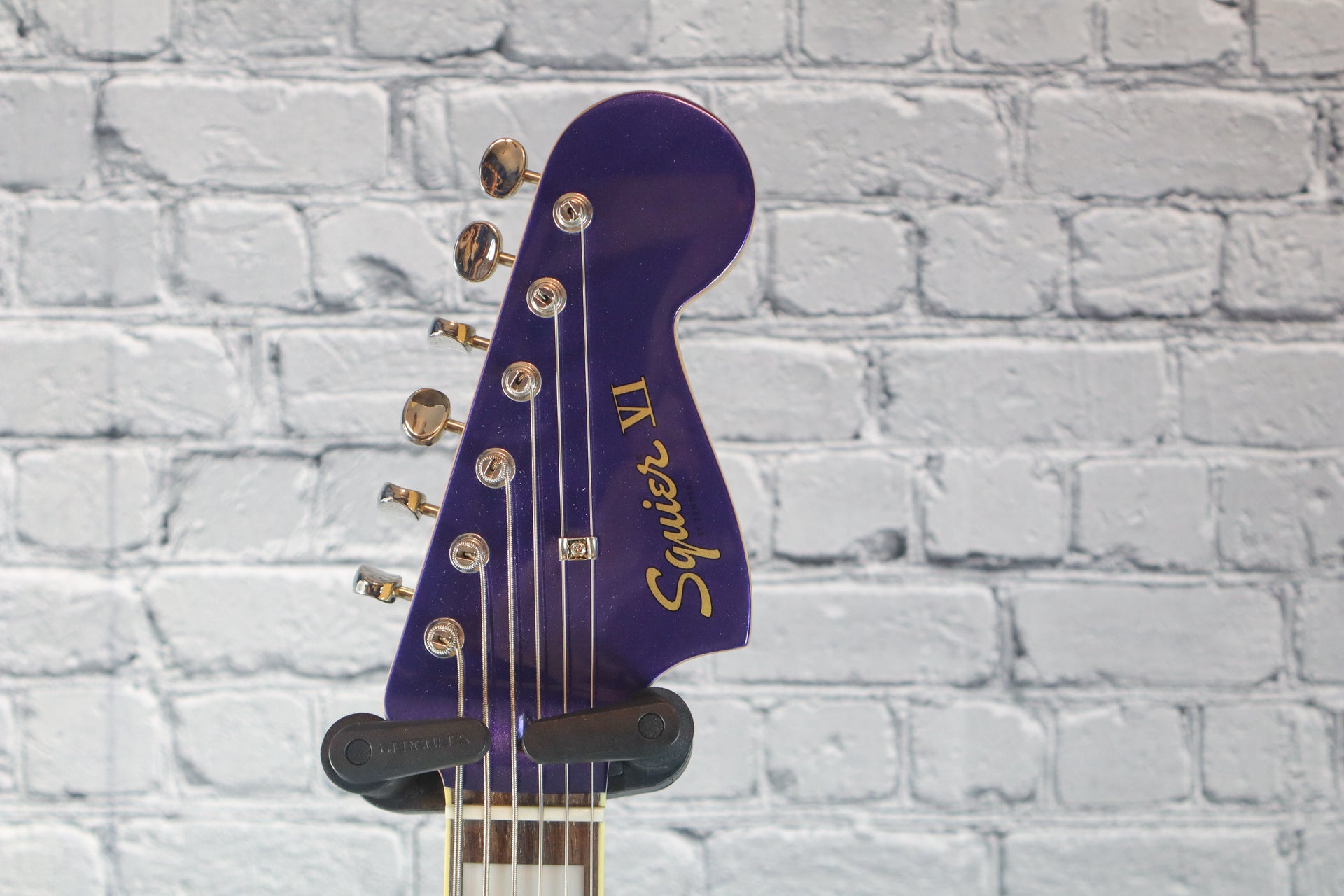 Squier FSR Classic Vibe Bass VI-Purple Metallic