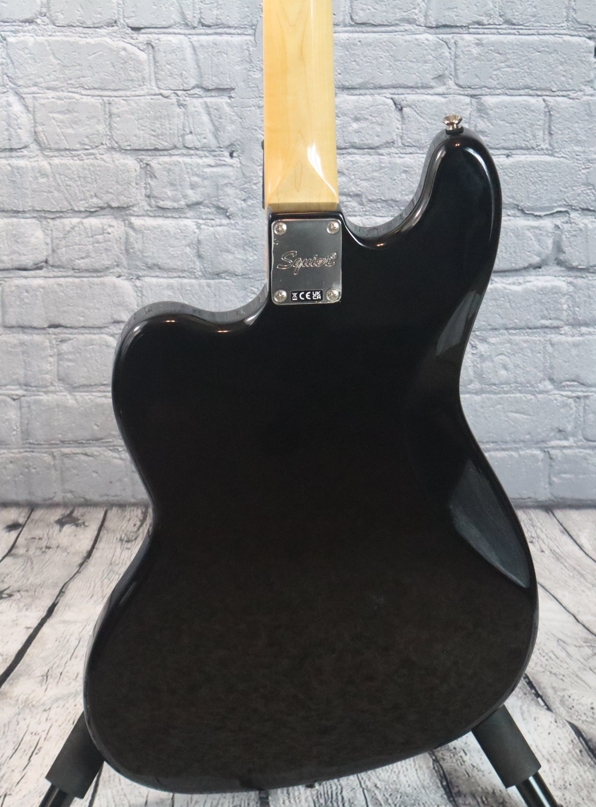 Squier Classic Vibe Bass VI-Black (5285)